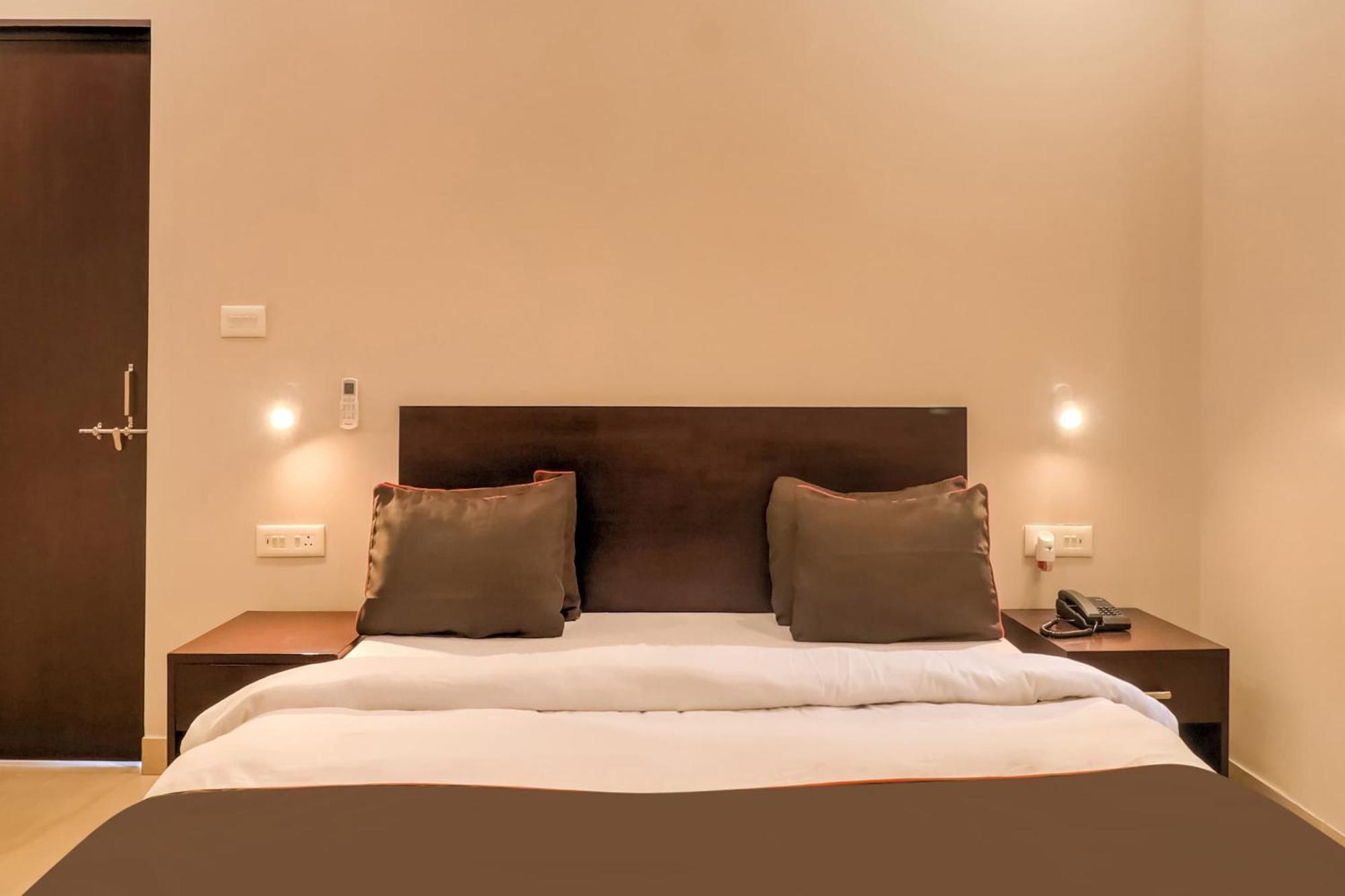 Townhouse Amaraa Farms Near Lulu Hypermarket 러크나우 외부 사진
