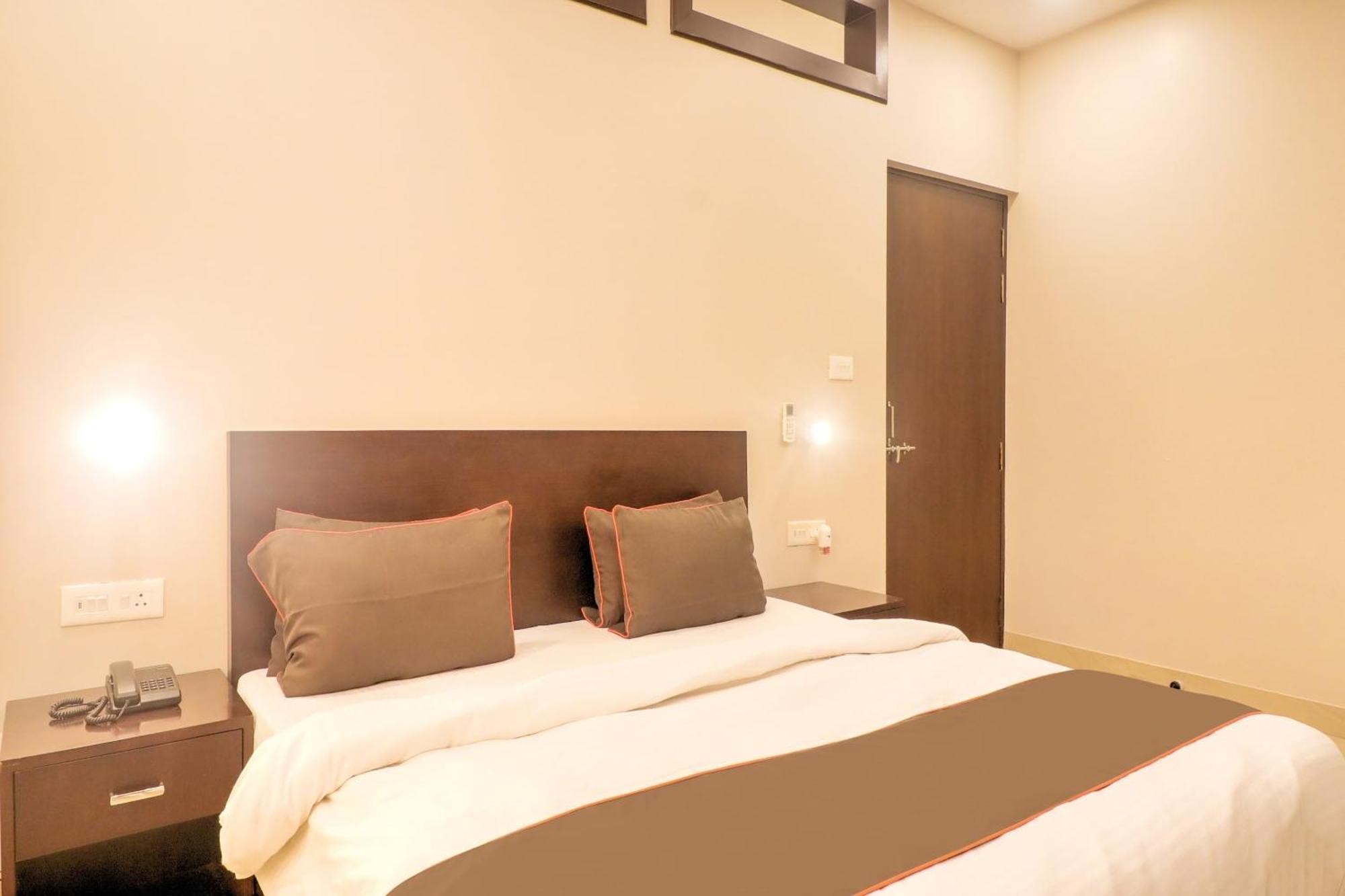Townhouse Amaraa Farms Near Lulu Hypermarket 러크나우 외부 사진