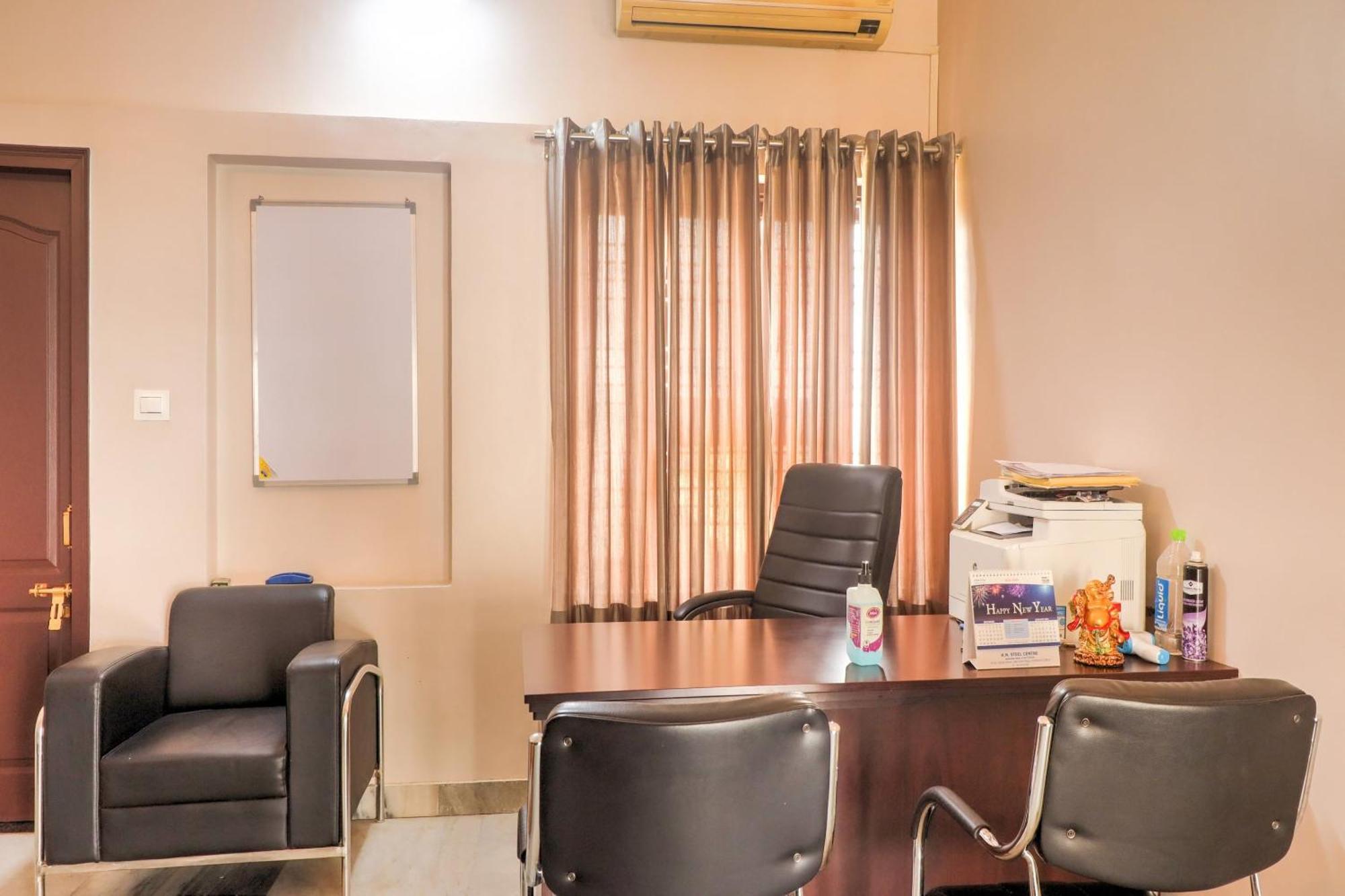Townhouse Amaraa Farms Near Lulu Hypermarket 러크나우 외부 사진