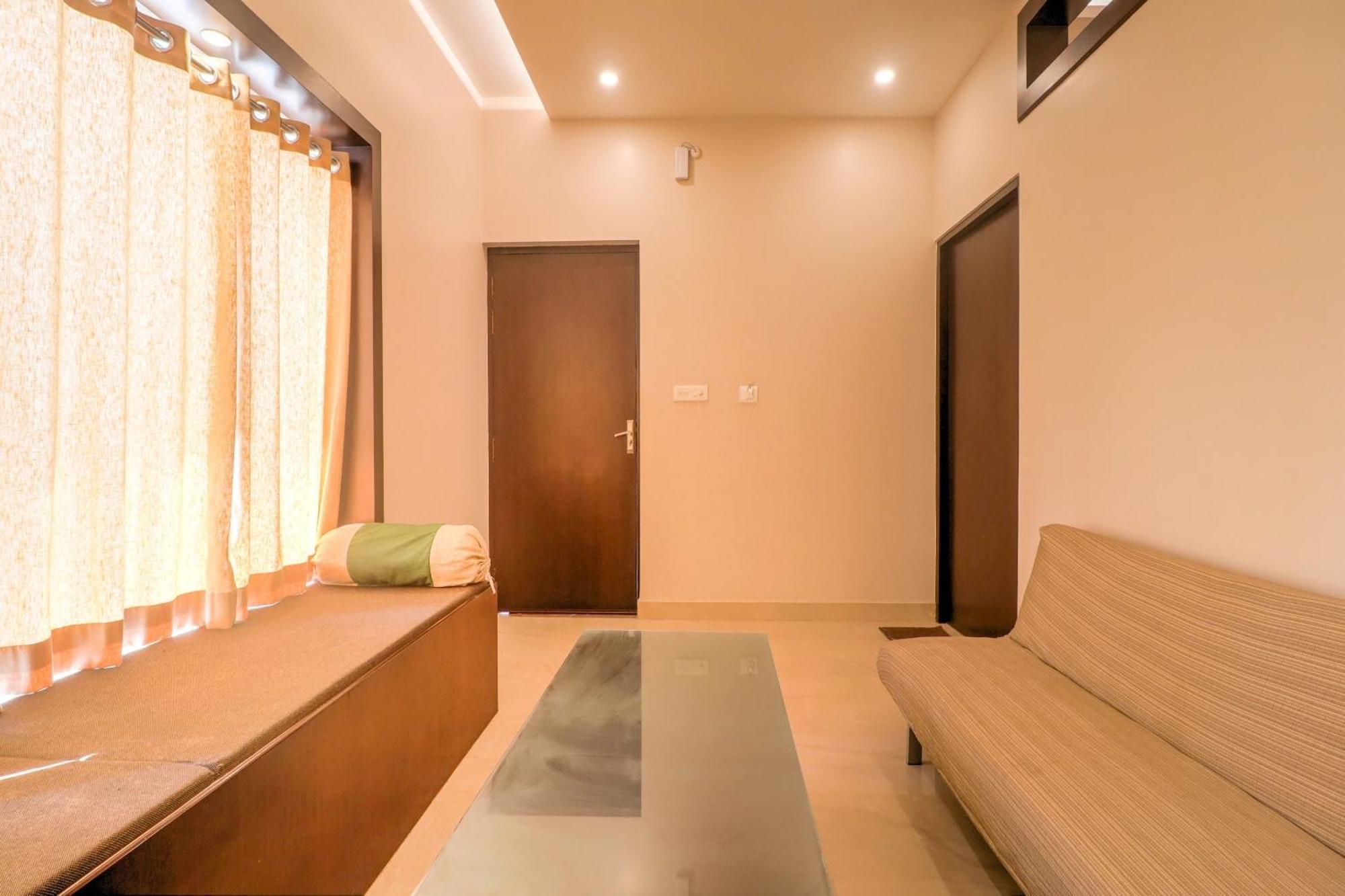 Townhouse Amaraa Farms Near Lulu Hypermarket 러크나우 외부 사진