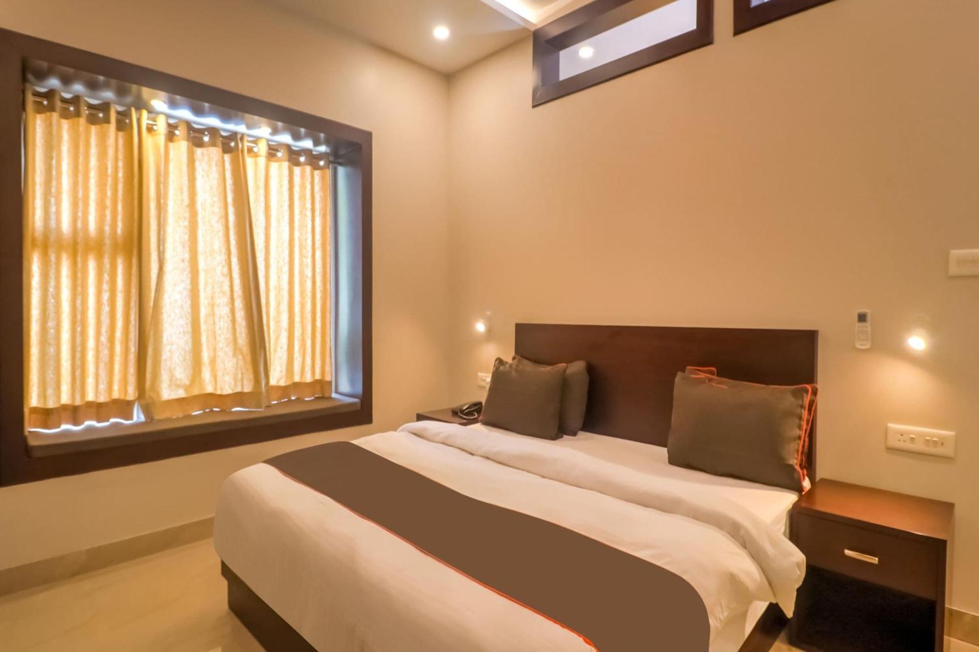 Townhouse Amaraa Farms Near Lulu Hypermarket 러크나우 외부 사진