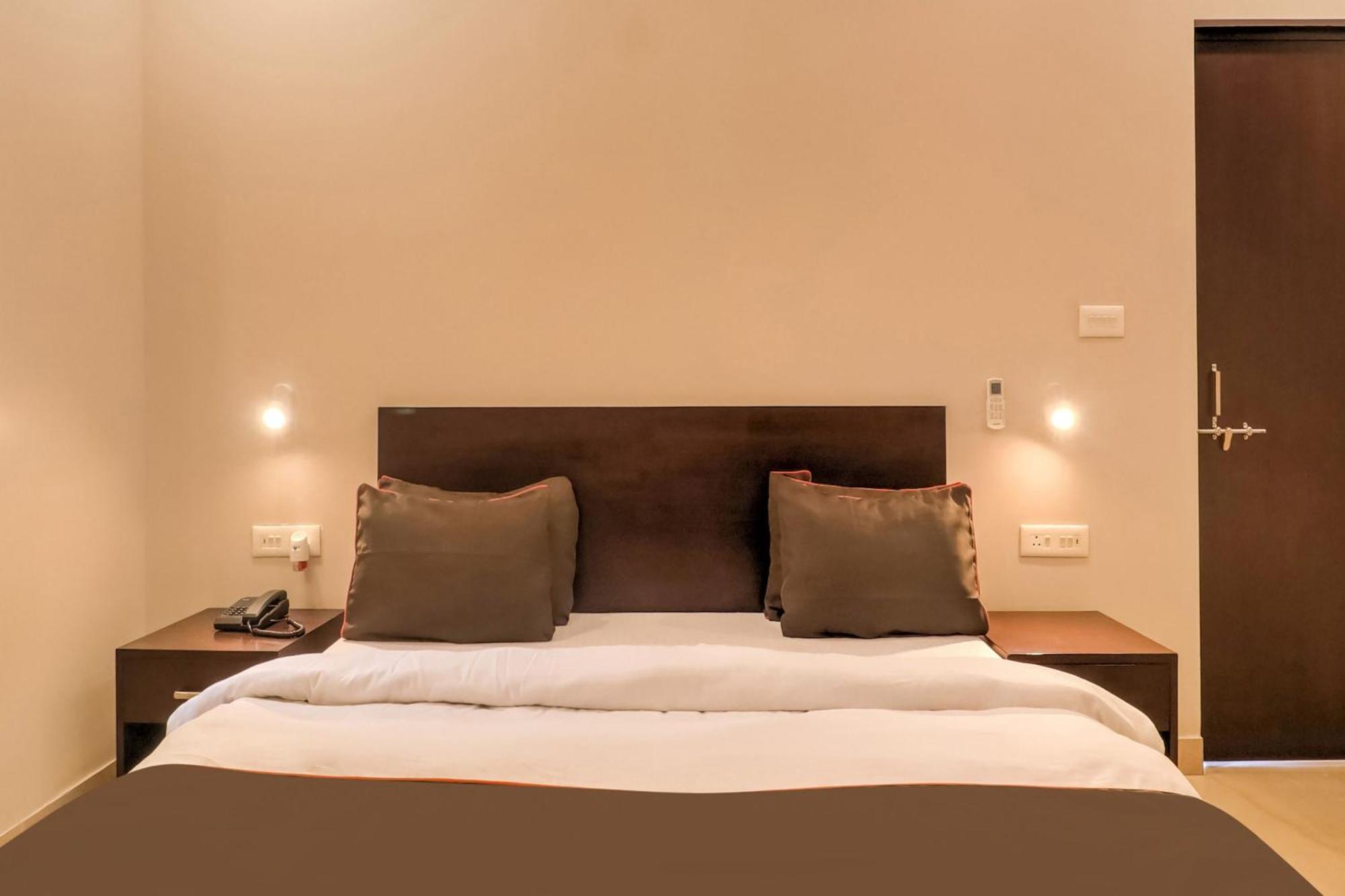 Townhouse Amaraa Farms Near Lulu Hypermarket 러크나우 외부 사진