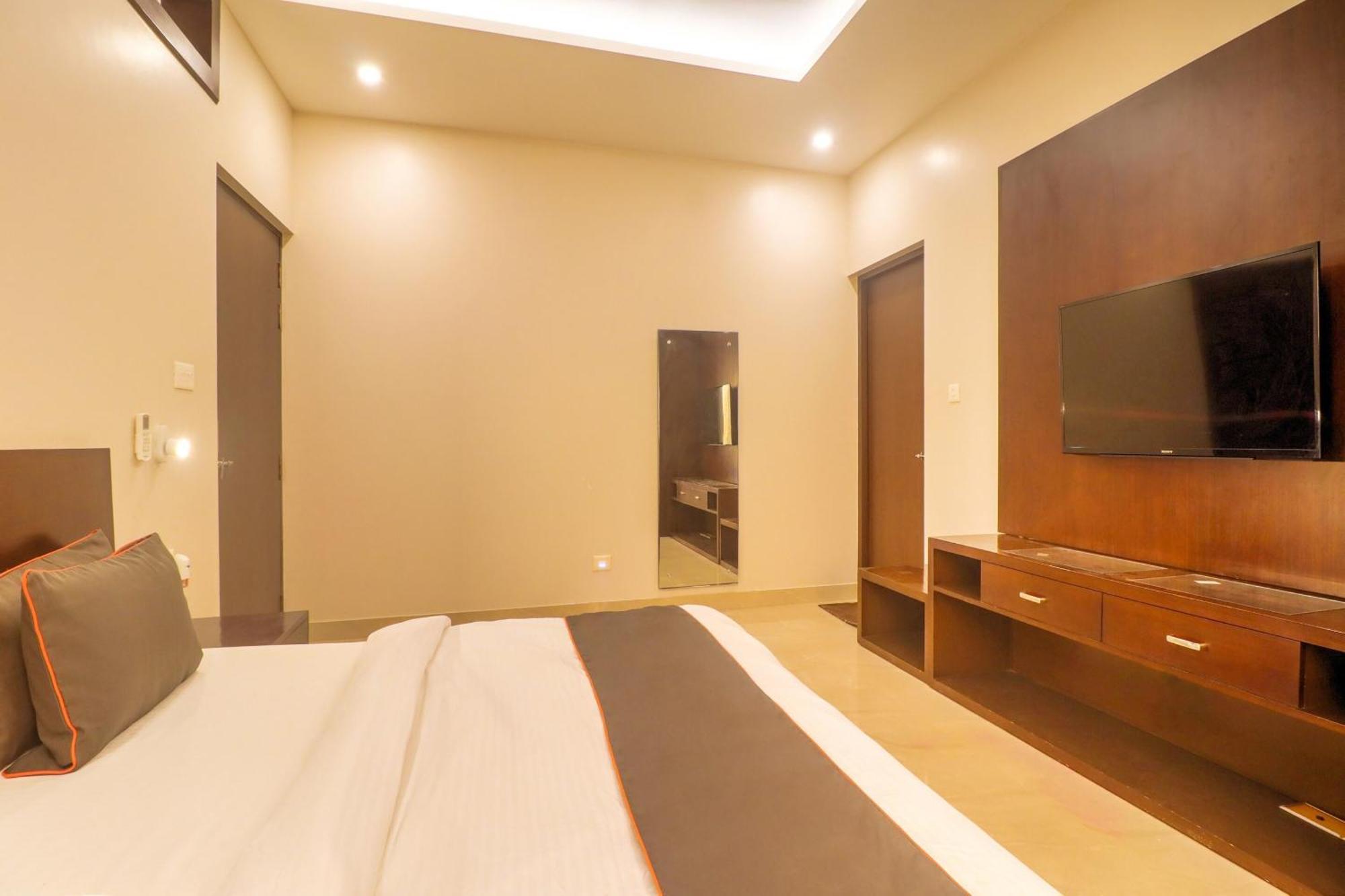 Townhouse Amaraa Farms Near Lulu Hypermarket 러크나우 외부 사진