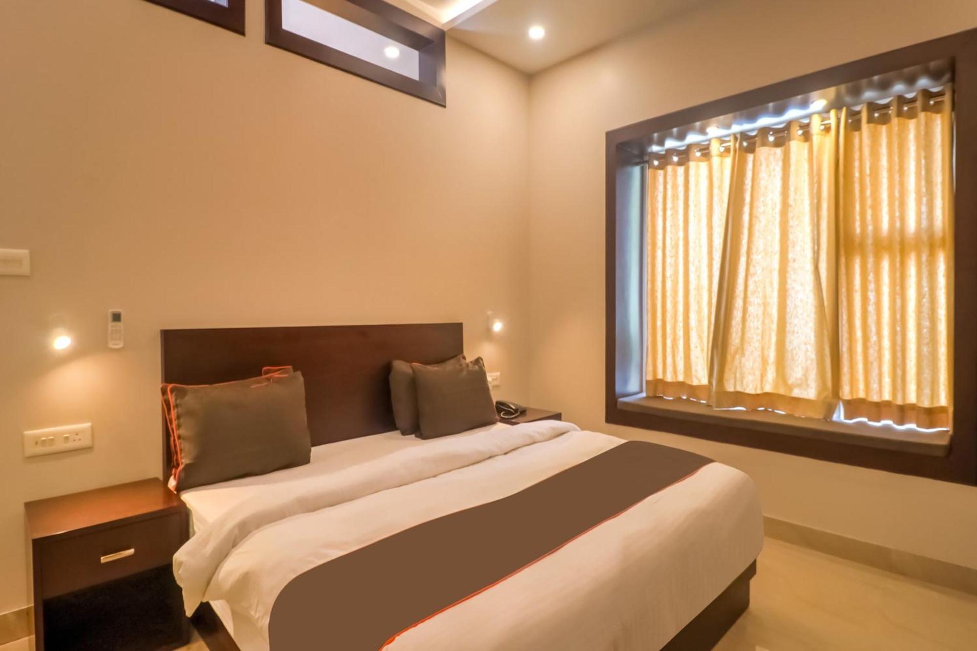 Townhouse Amaraa Farms Near Lulu Hypermarket 러크나우 외부 사진